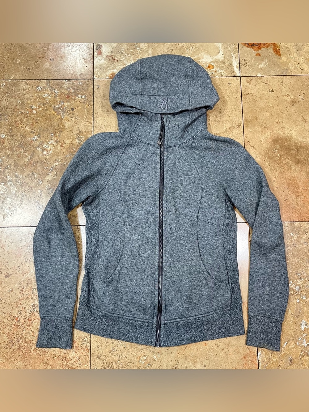 Lululemon Women’s Full Zip Scuba Activewear Hoodie Size 8 Gray